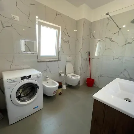 Apartment Beachside Charm Golem (Tirana)